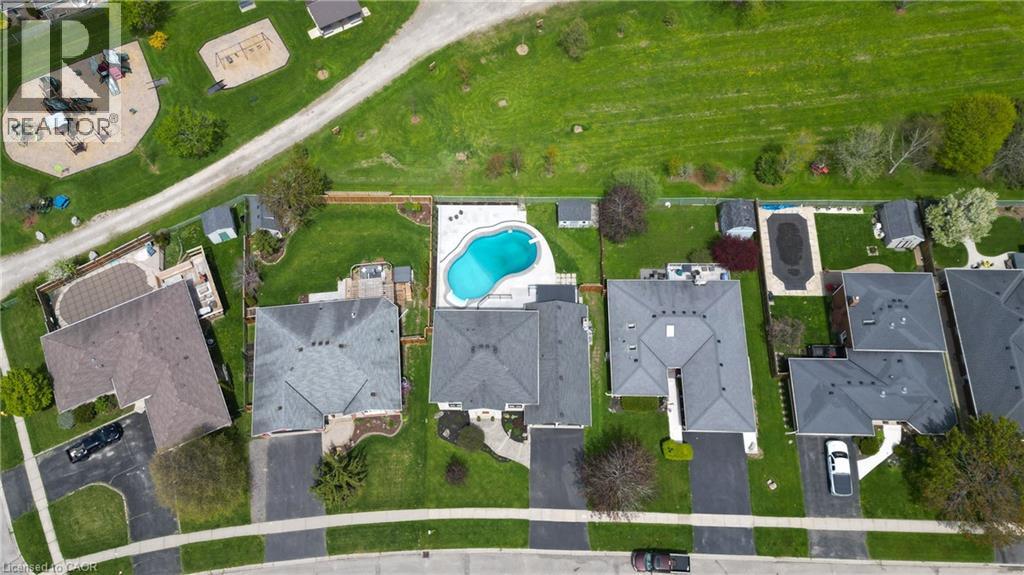 79 VICTOR Boulevard - 44