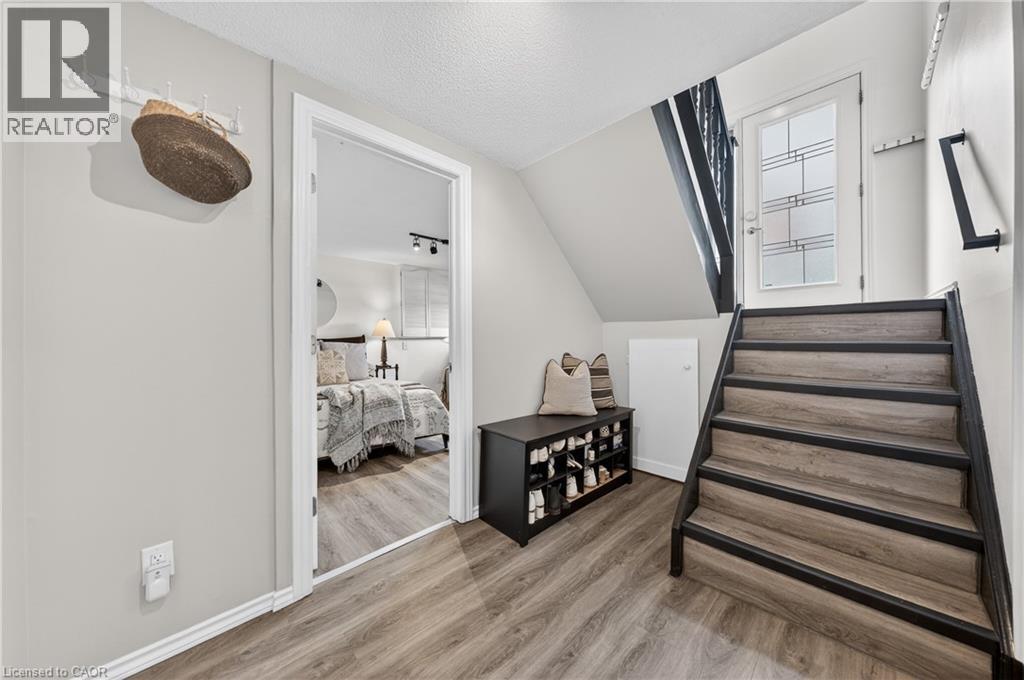 8 ESTHER Avenue, Cambridge, Ontario, N1S4L6 — Photo 7
