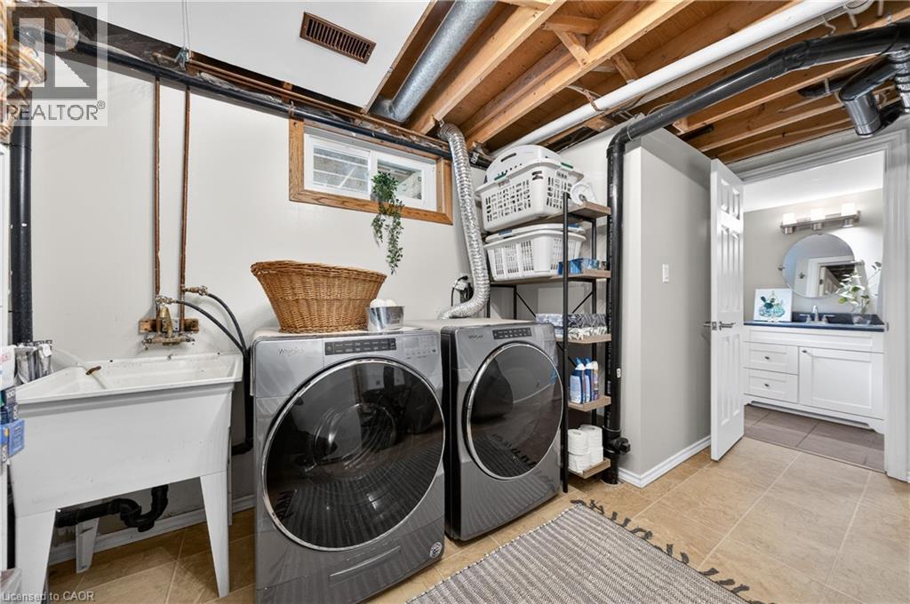 8 ESTHER Avenue, Cambridge, Ontario, N1S4L6 — Photo 15