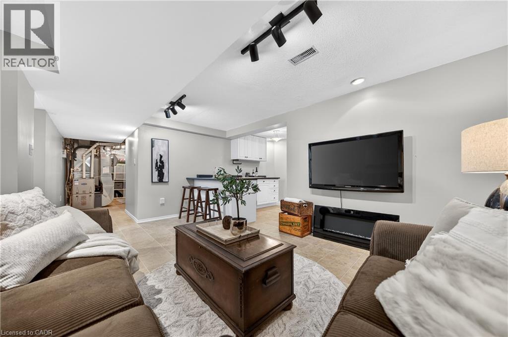 8 ESTHER Avenue, Cambridge, Ontario, N1S4L6 — Photo 34