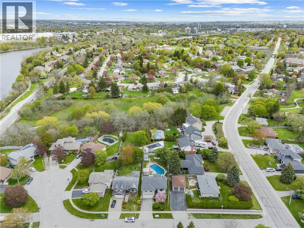 8 ESTHER Avenue, Cambridge, Ontario, N1S4L6 — Photo 40