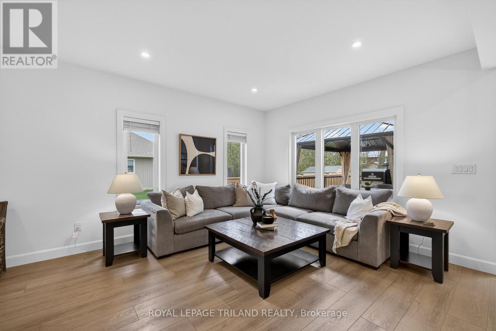 51253 ASHTON STREET - 8