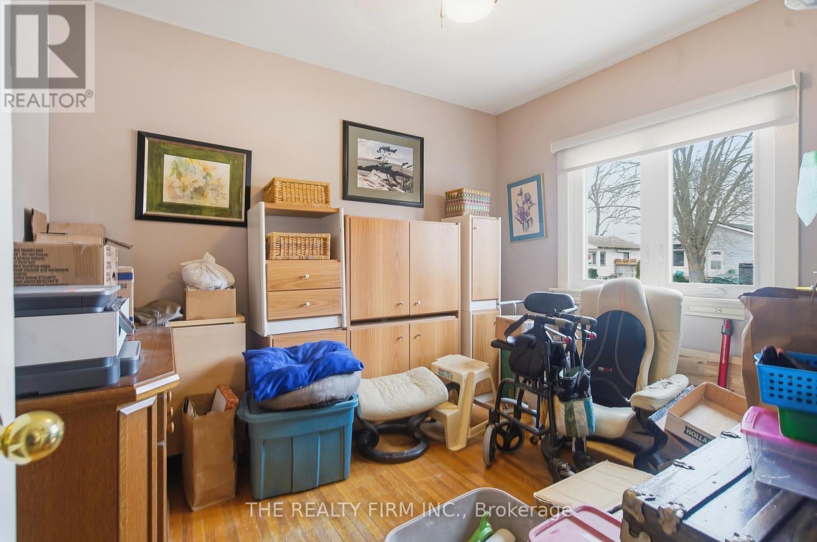 119 CONNAUGHT AVENUE - 10