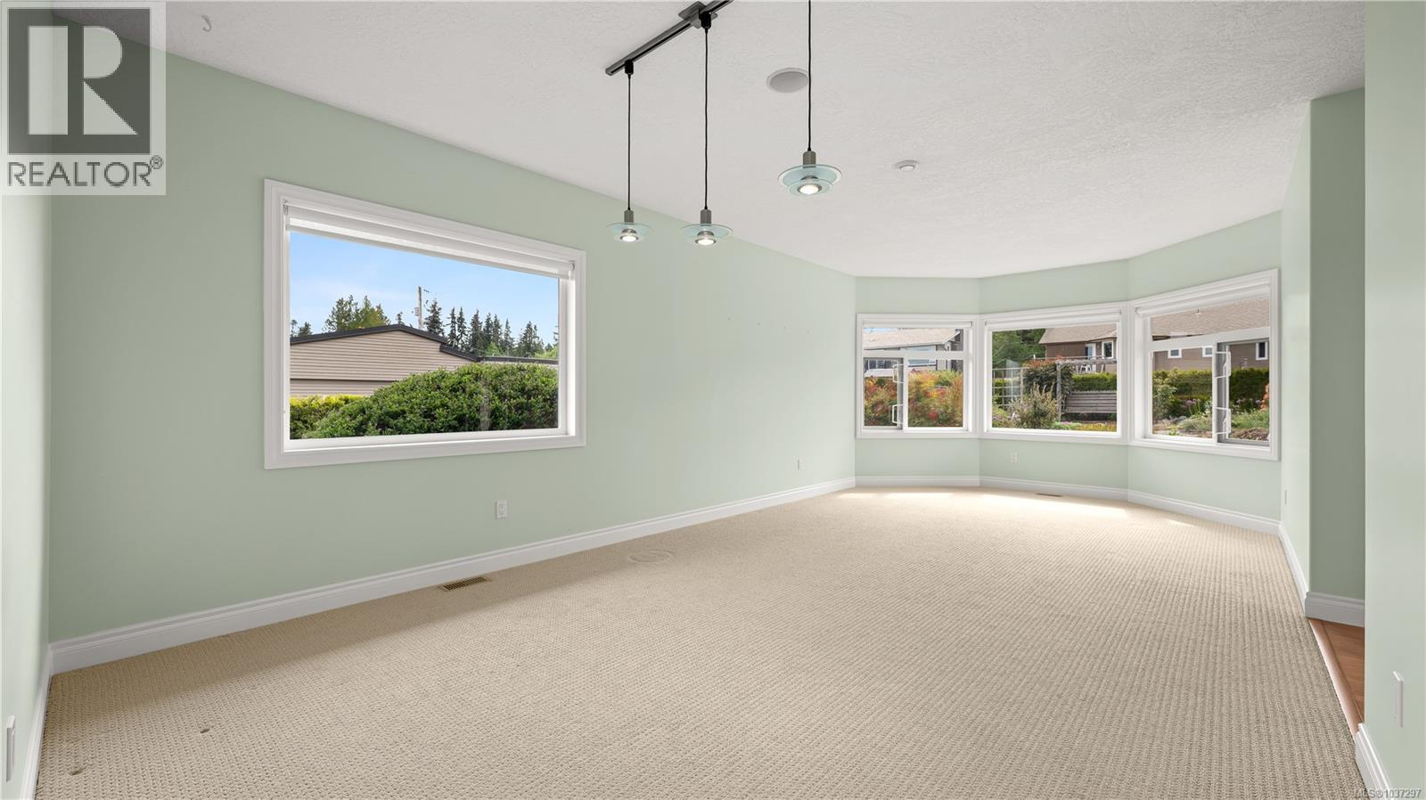 4778 Kilmarnock Dr - 11