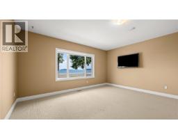 4778 Kilmarnock Dr, Courtenay, BC V9N9S5 Photo 13