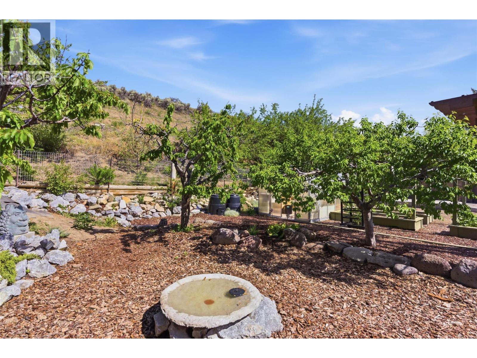 1153 MACLEAN Drive - 34