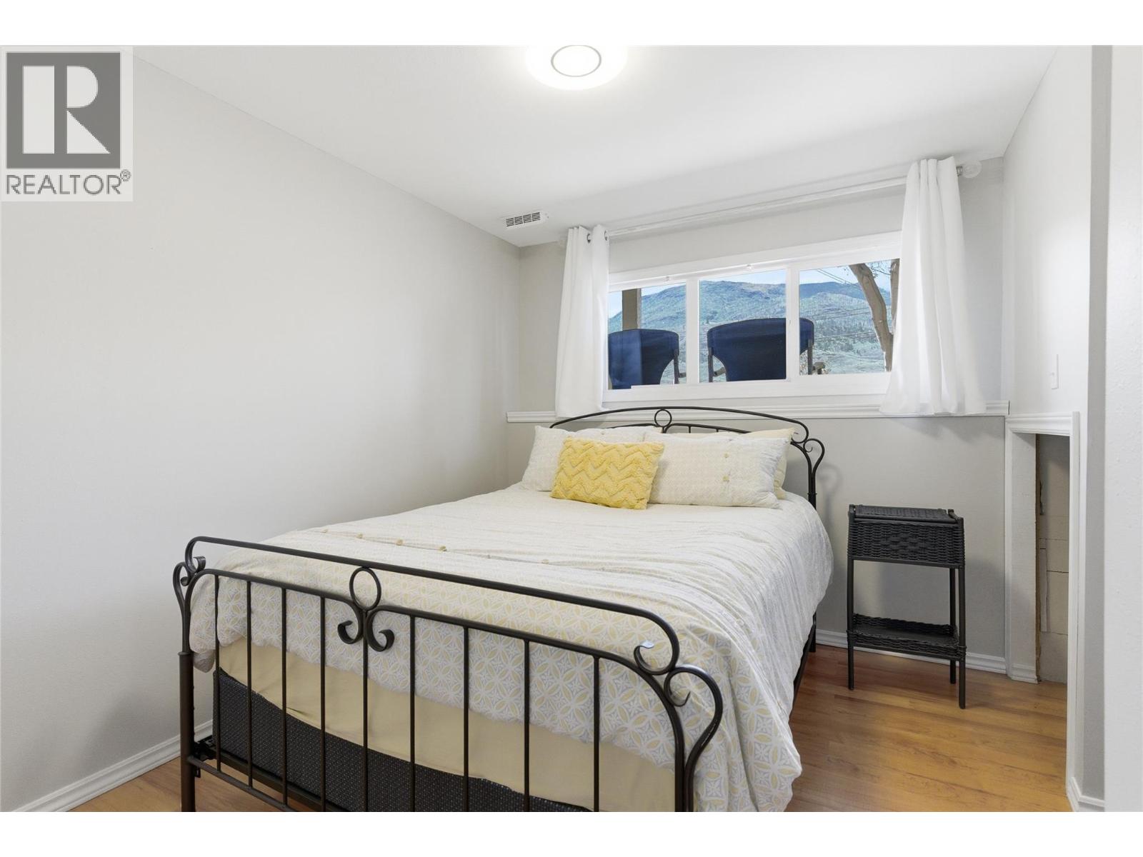 1153 MACLEAN Drive - 19