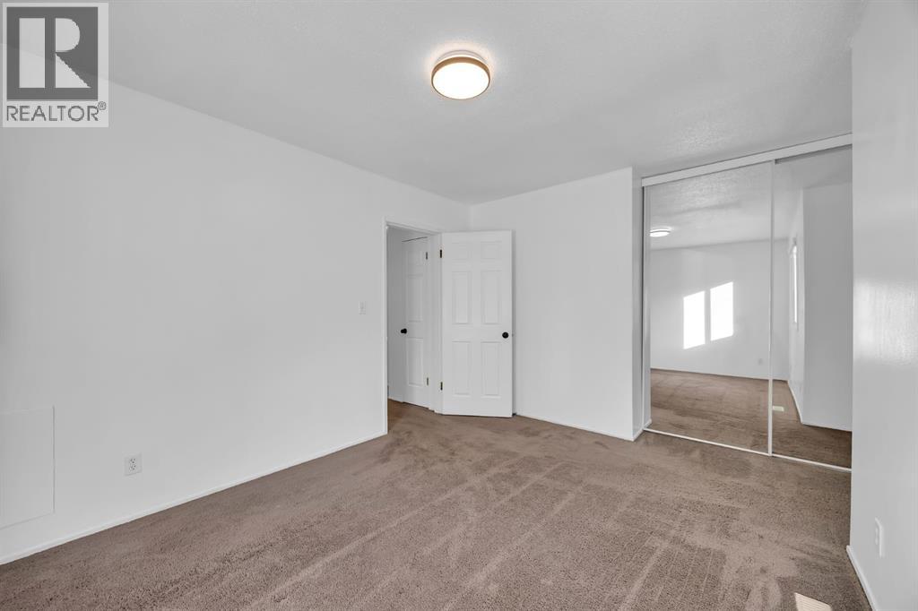 #33 219 90 Avenue SE - 11