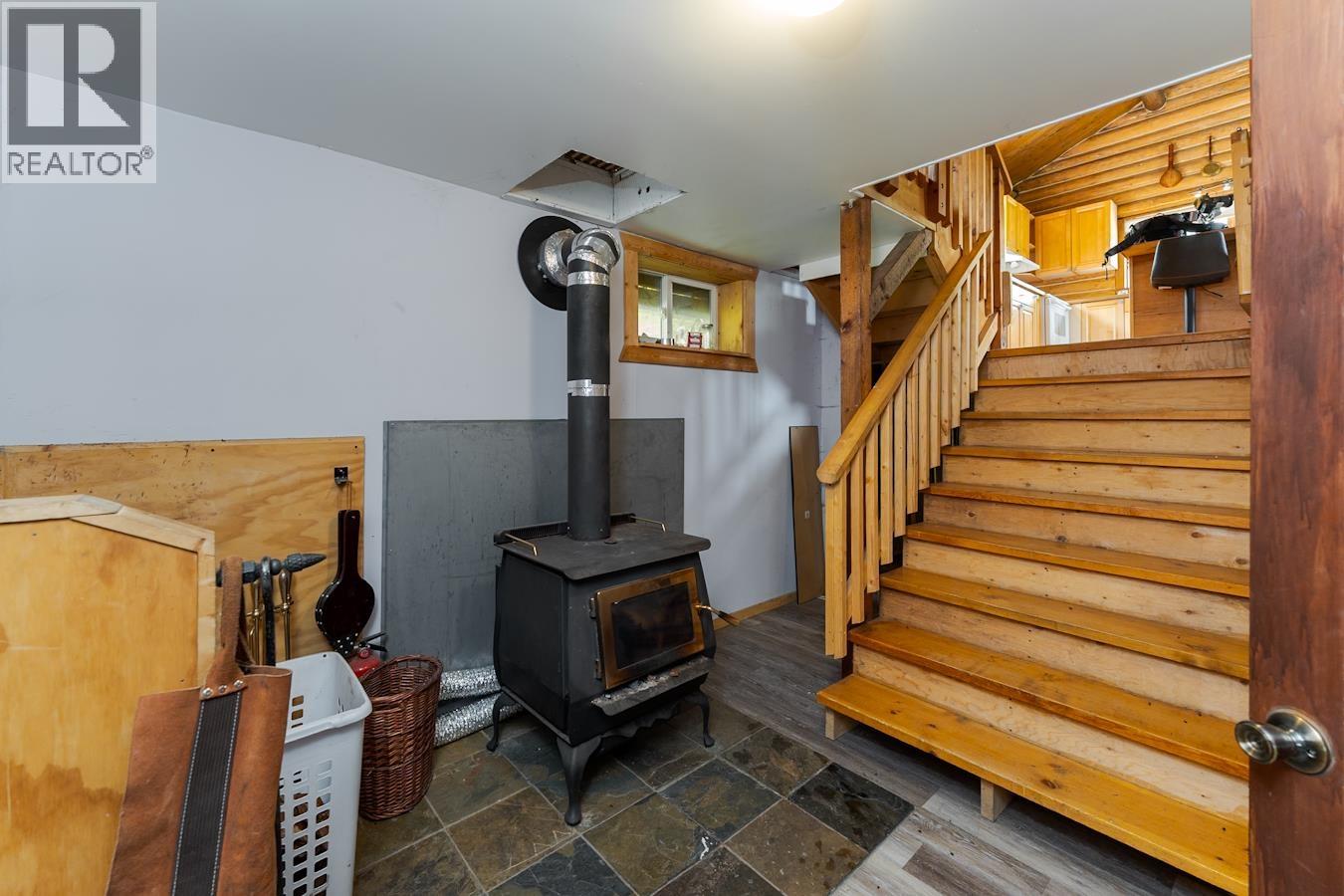 5872 LINDSTROM ROAD - 20