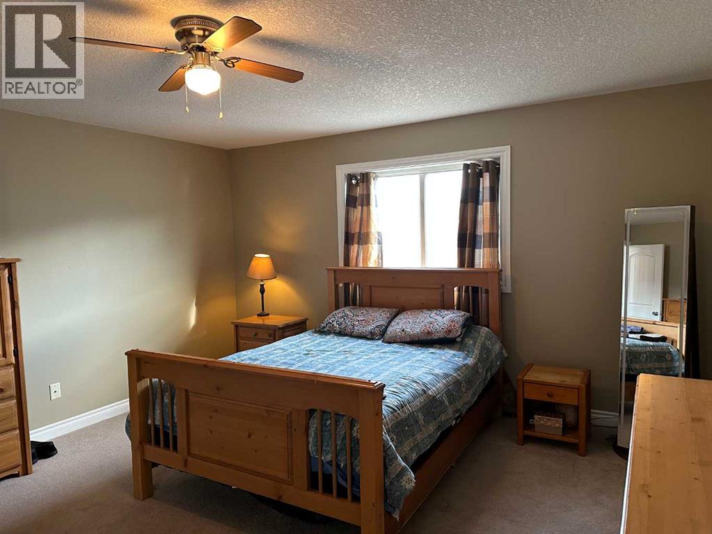 8526 16 Avenue - 8