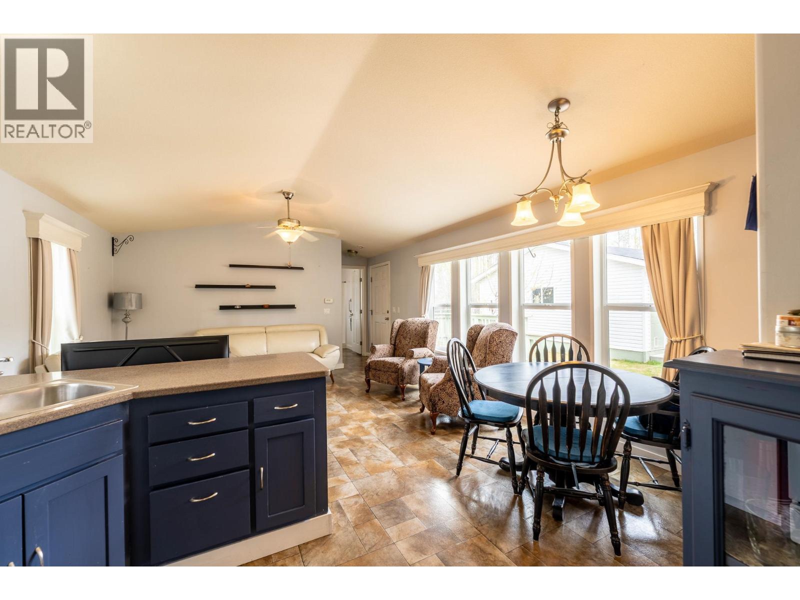 13066 WRIGHT ROAD, Charlie Lake