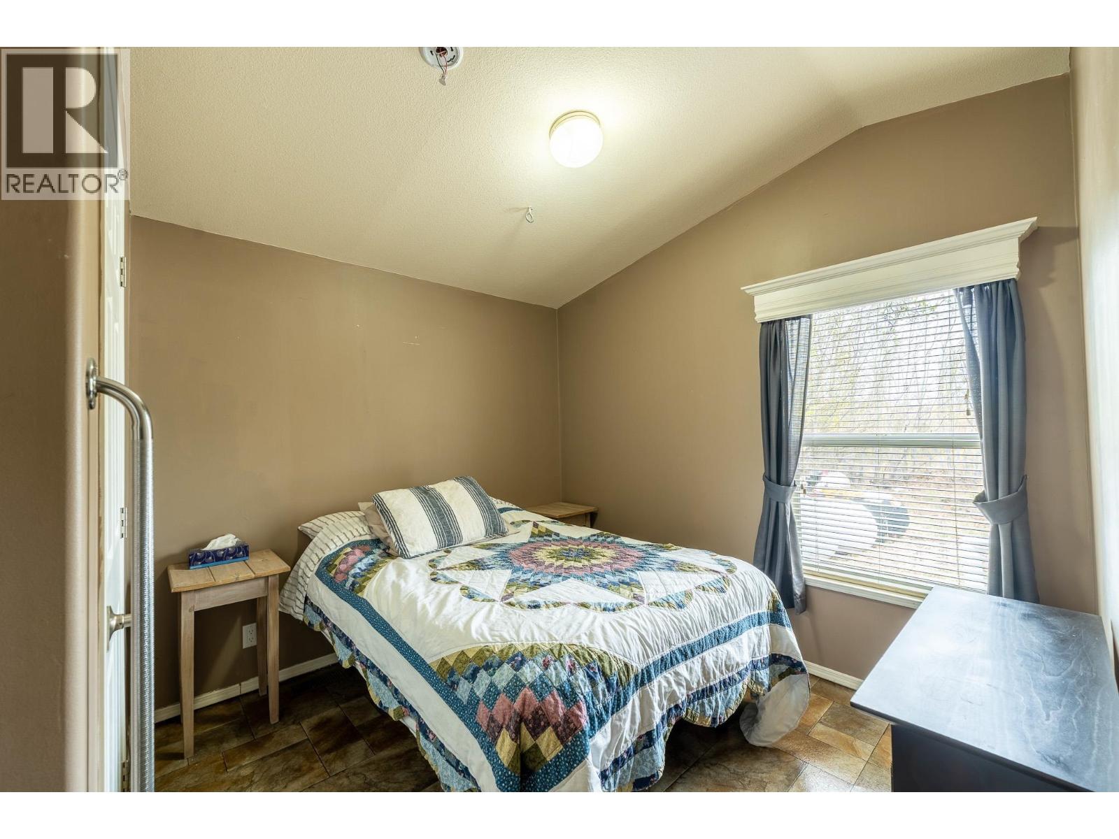 13066 WRIGHT ROAD, Charlie Lake