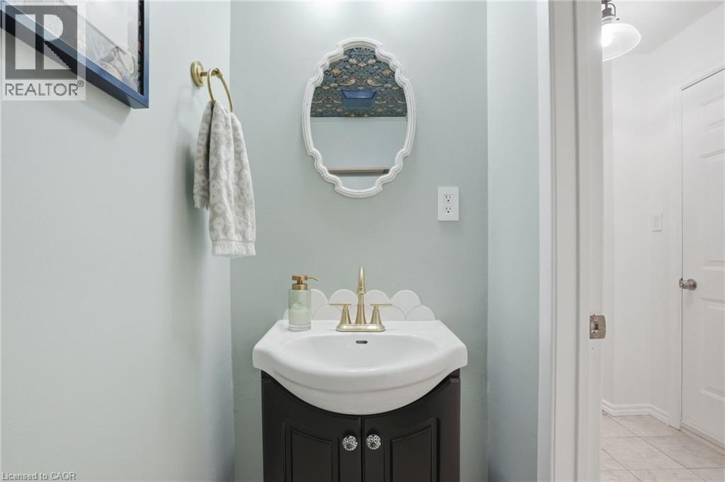 660 OXFORD Road Unit# 17, Burlington, Ontario, L7N3M1 — Photo 21