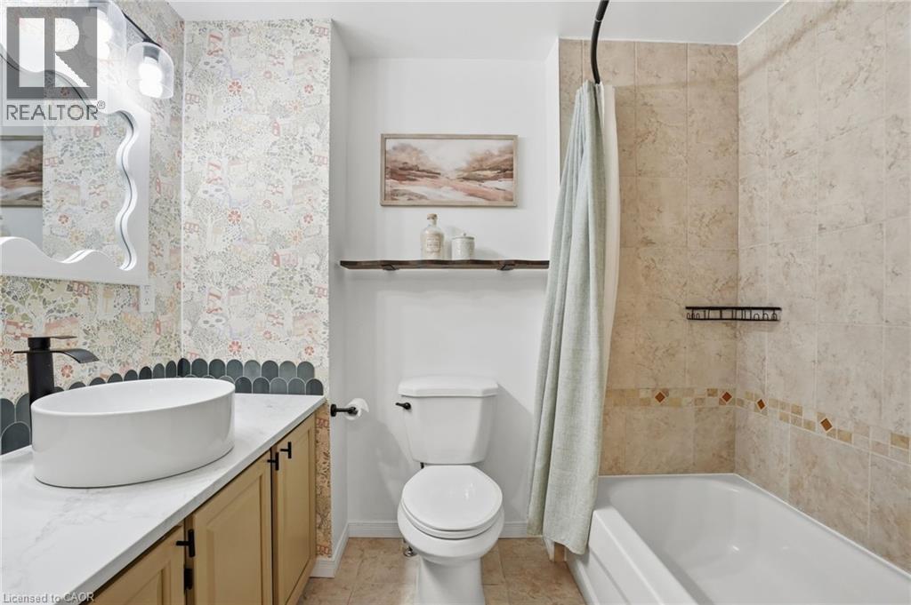 660 OXFORD Road Unit# 17, Burlington, Ontario, L7N3M1 — Photo 26