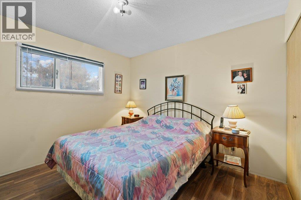  341 2 Street Southeast, Salmon Arm