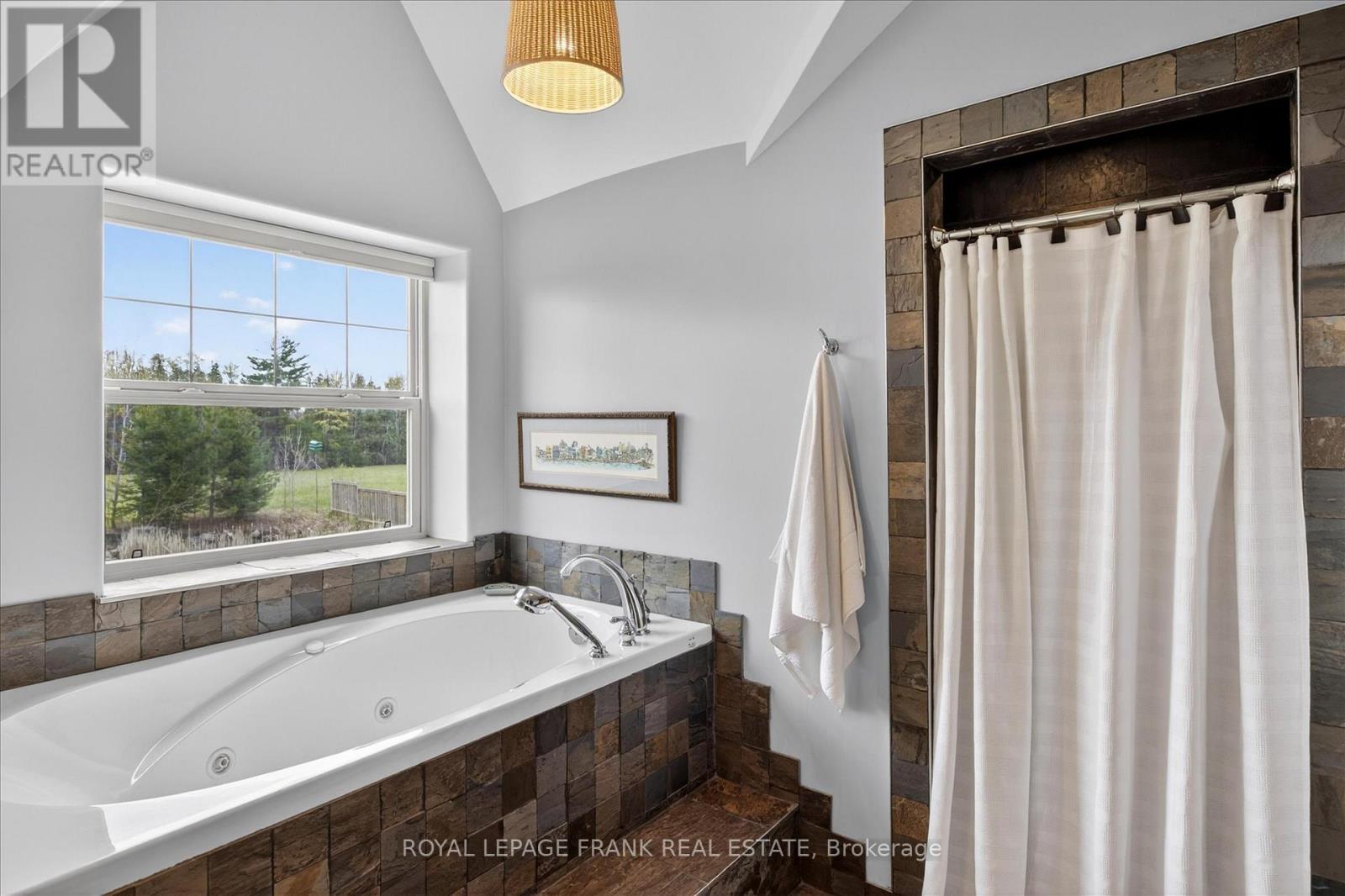 369 DOUGLAS ROAD - 27