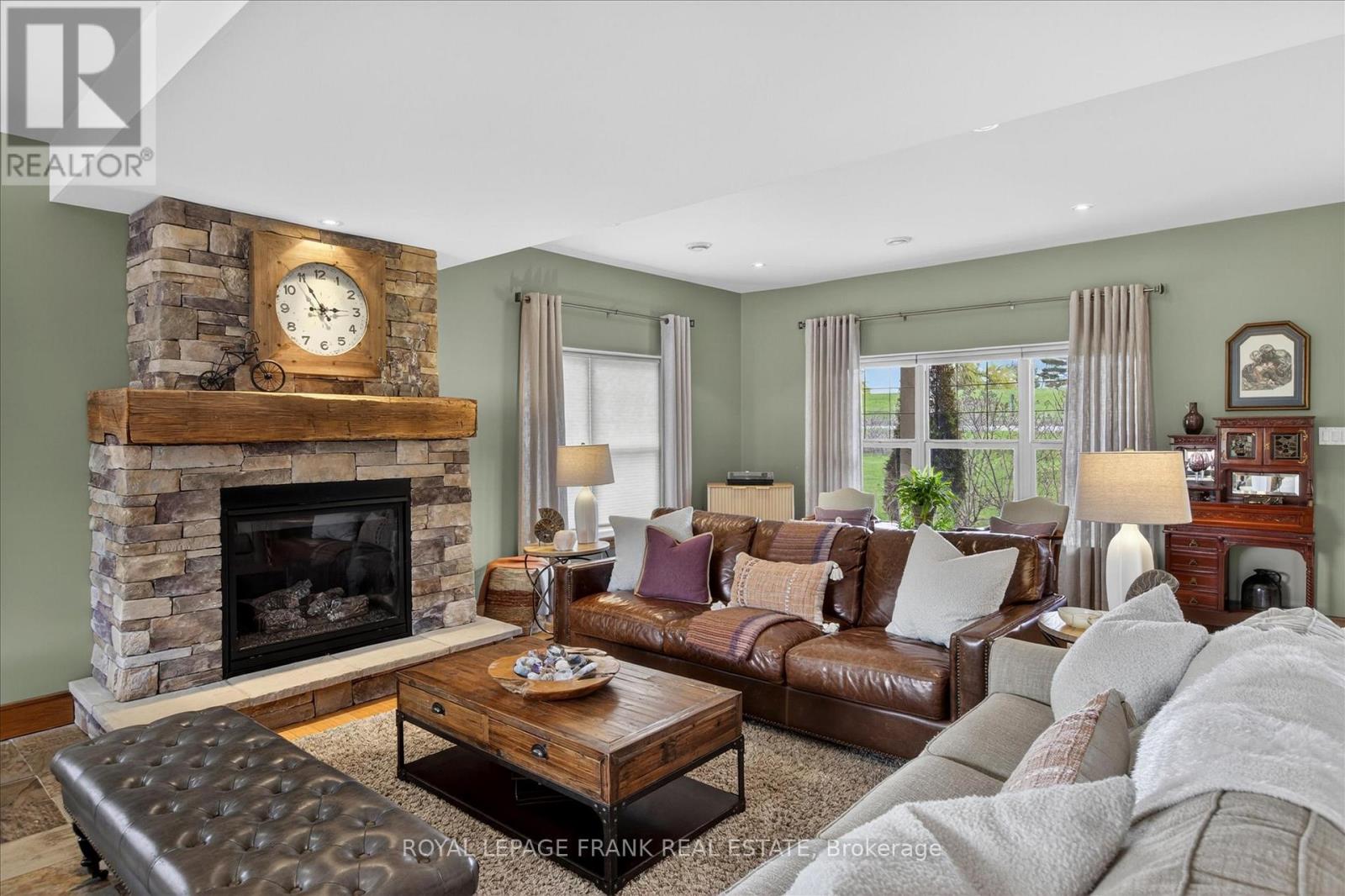 369 DOUGLAS ROAD - 8