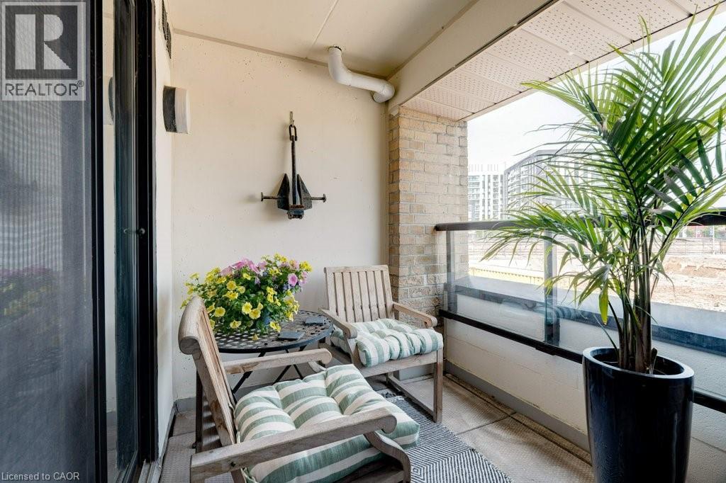 100 BRONTE Road Unit# 214, Oakville, Ontario, L6L6L5 — Photo 32