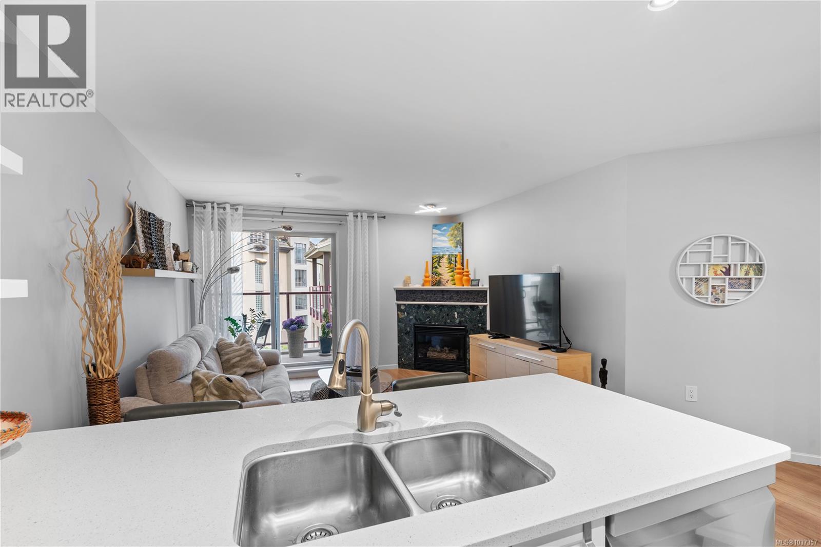 416 29 Songhees Road, Victoria