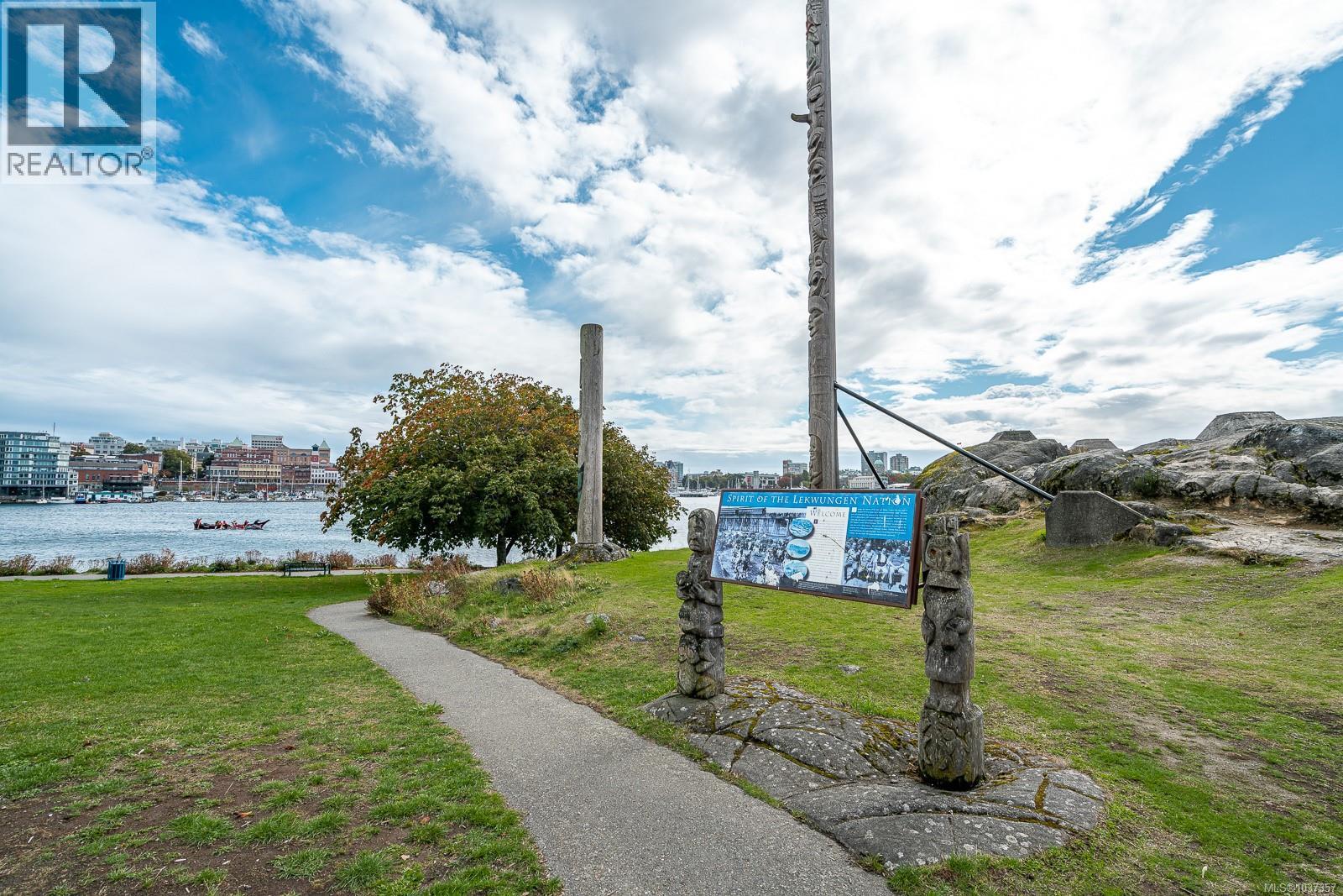 416 29 Songhees Road, Victoria