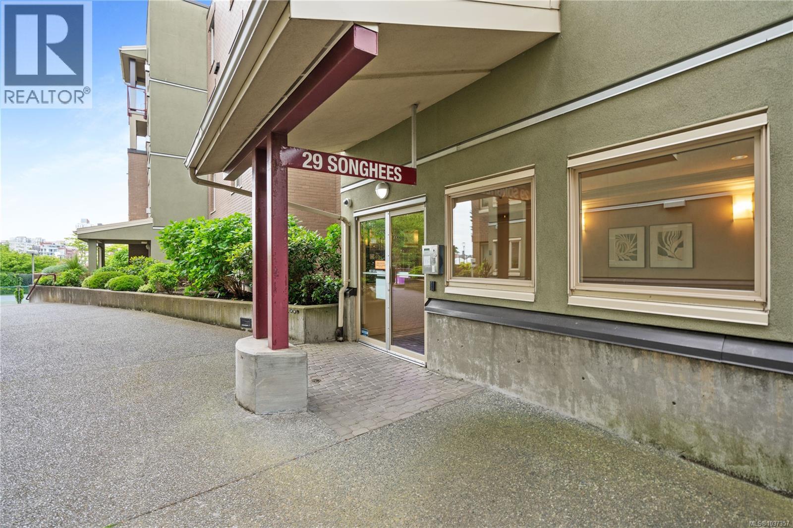 #416 29 Songhees Rd - 28