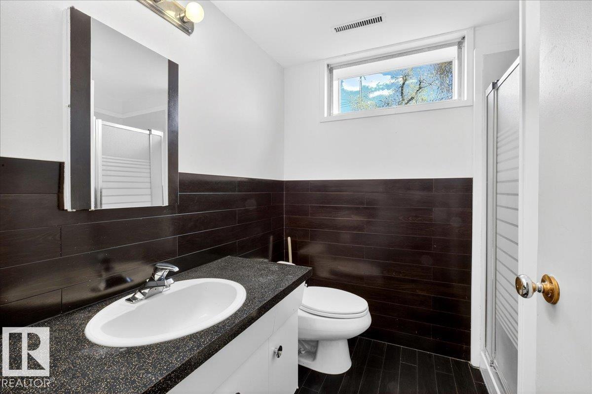 13015 115 ST NW - 38