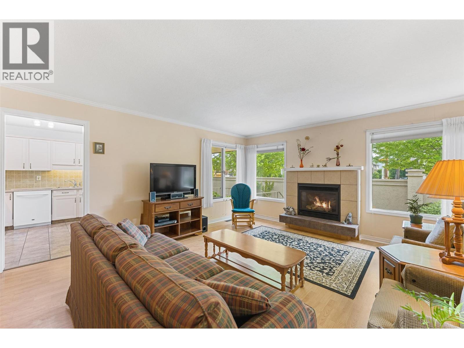 2200 Gordon Drive Unit# 33, Kelowna