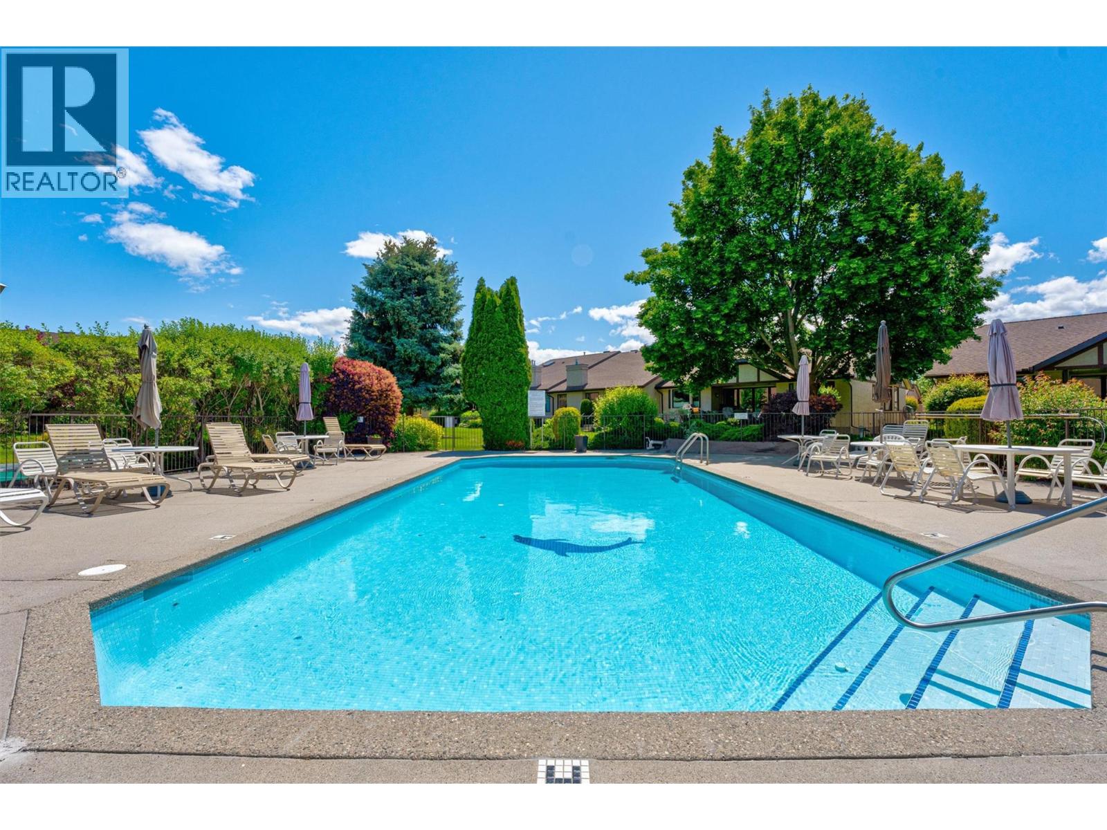 2200 Gordon Drive Unit# 33, Kelowna