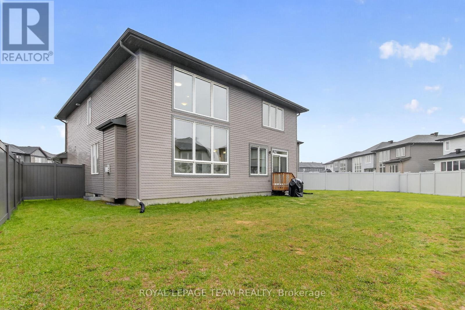 408 GIDRAN CIRCLE - 45