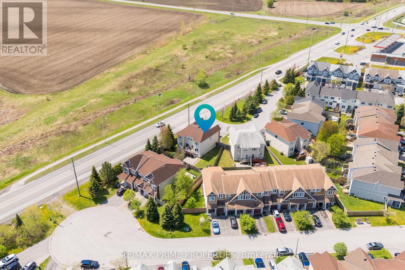 103 FREEPORT DRIVE - 43