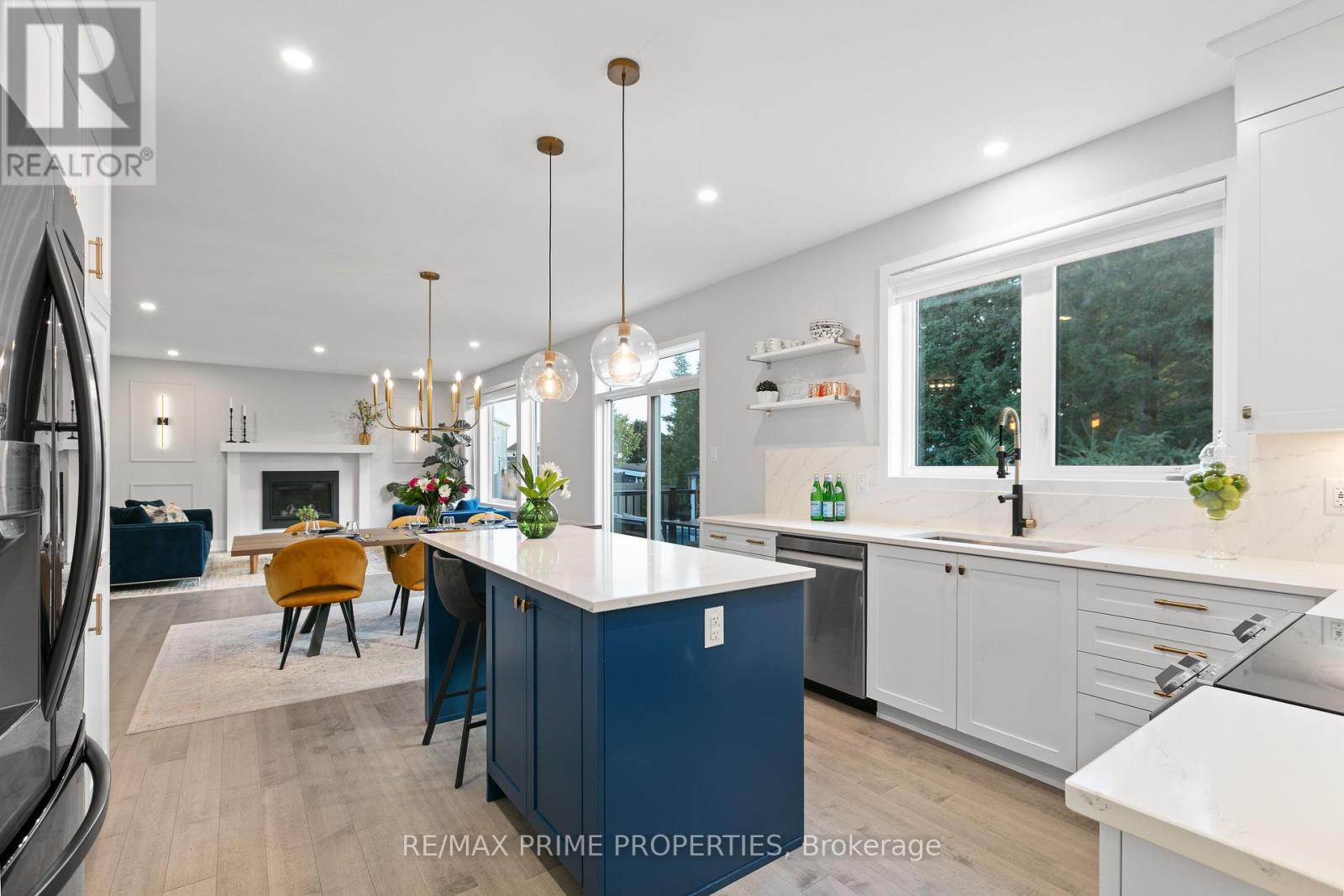 148 AUBRAIS CRESCENT - 12