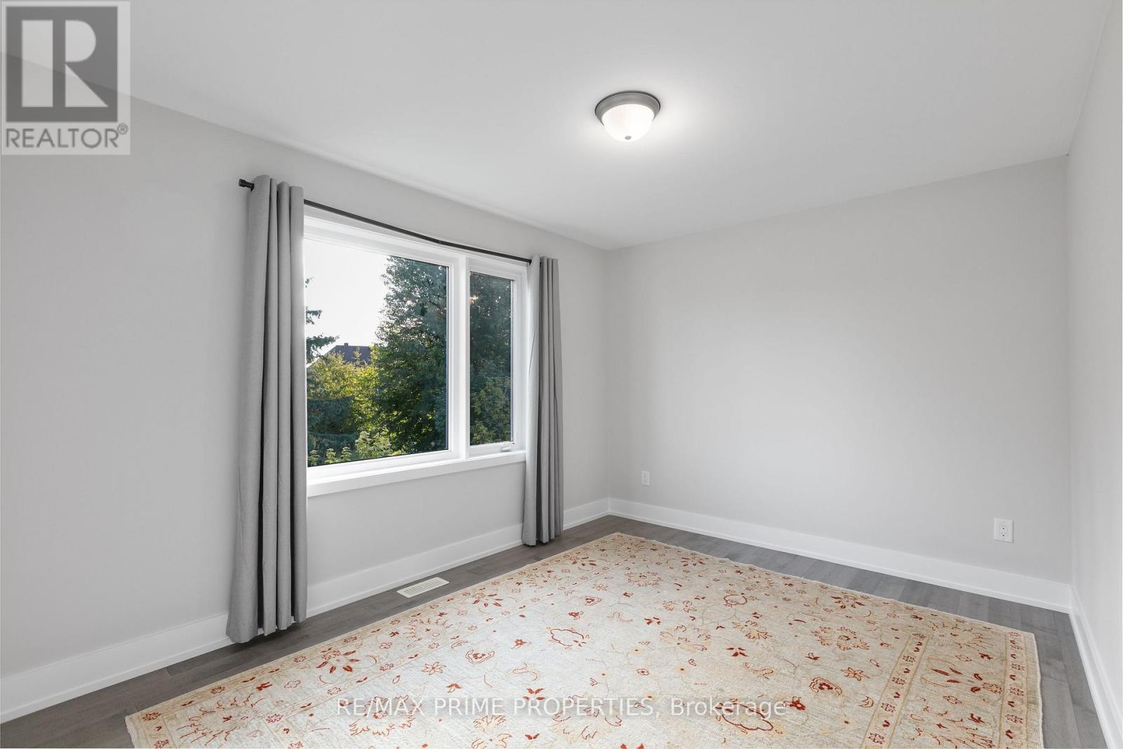 148 AUBRAIS CRESCENT - 23