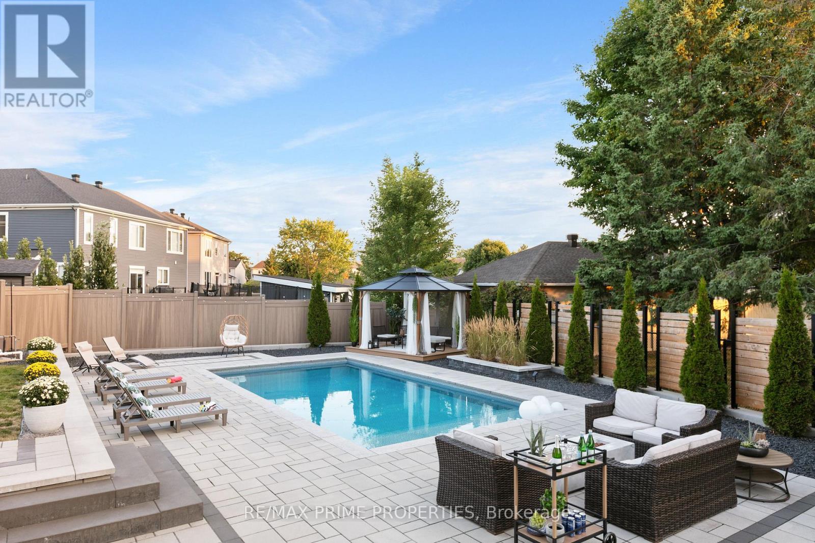 148 AUBRAIS CRESCENT - 35