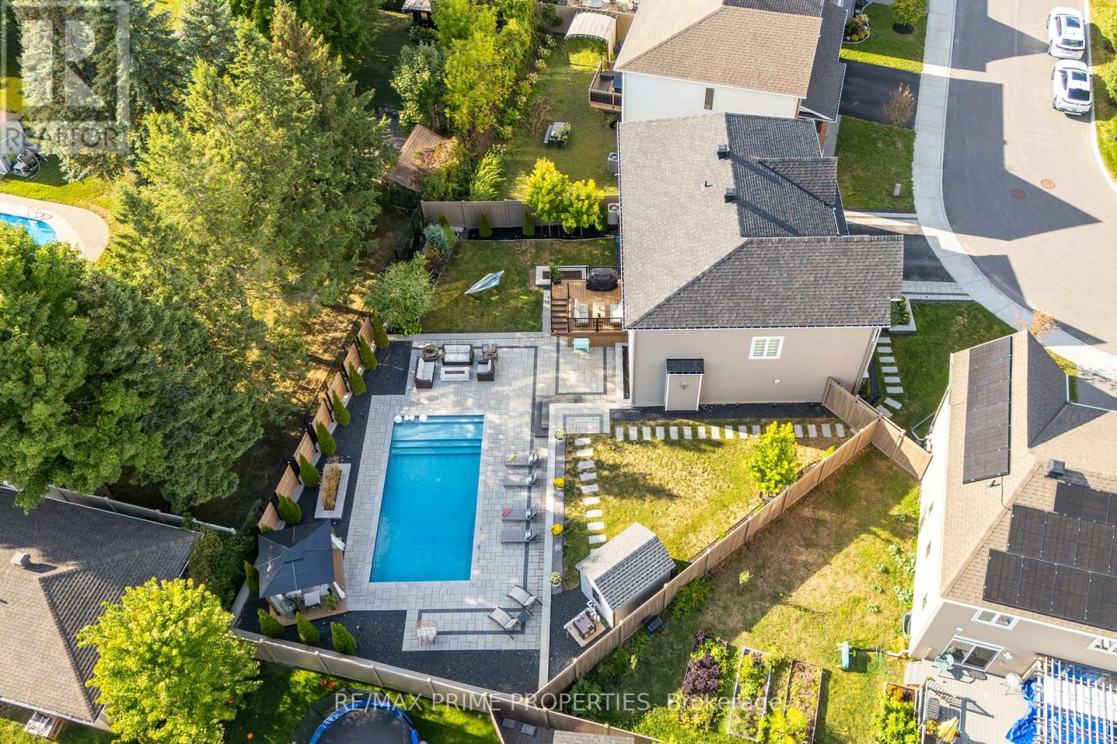 148 AUBRAIS CRESCENT - 45