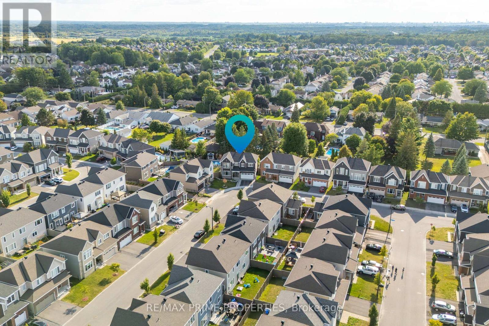 148 AUBRAIS CRESCENT - 46