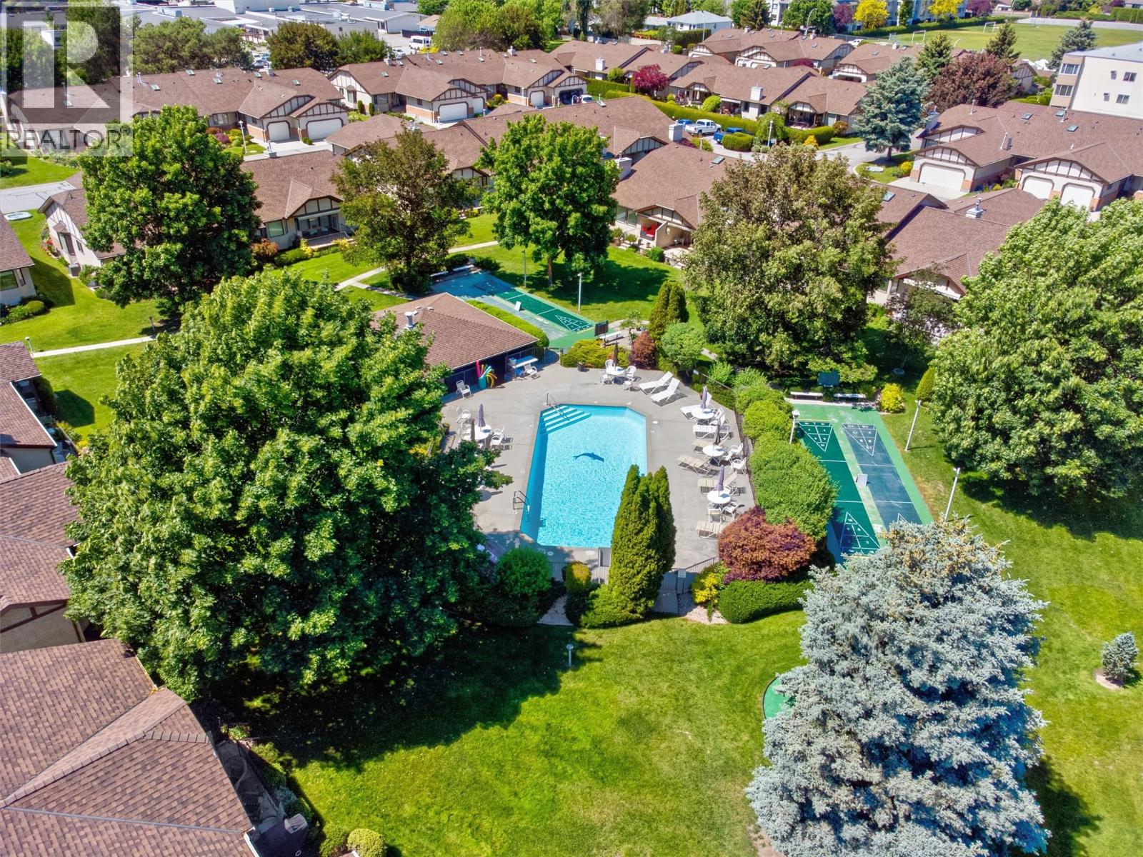 2200 Gordon Drive Unit# 33, Kelowna