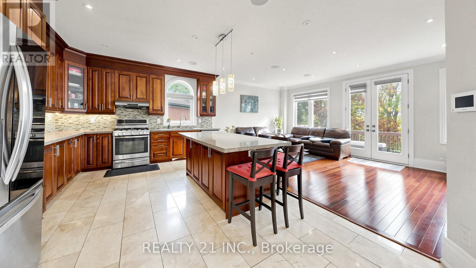 3 STINSON CIRCLE - 15