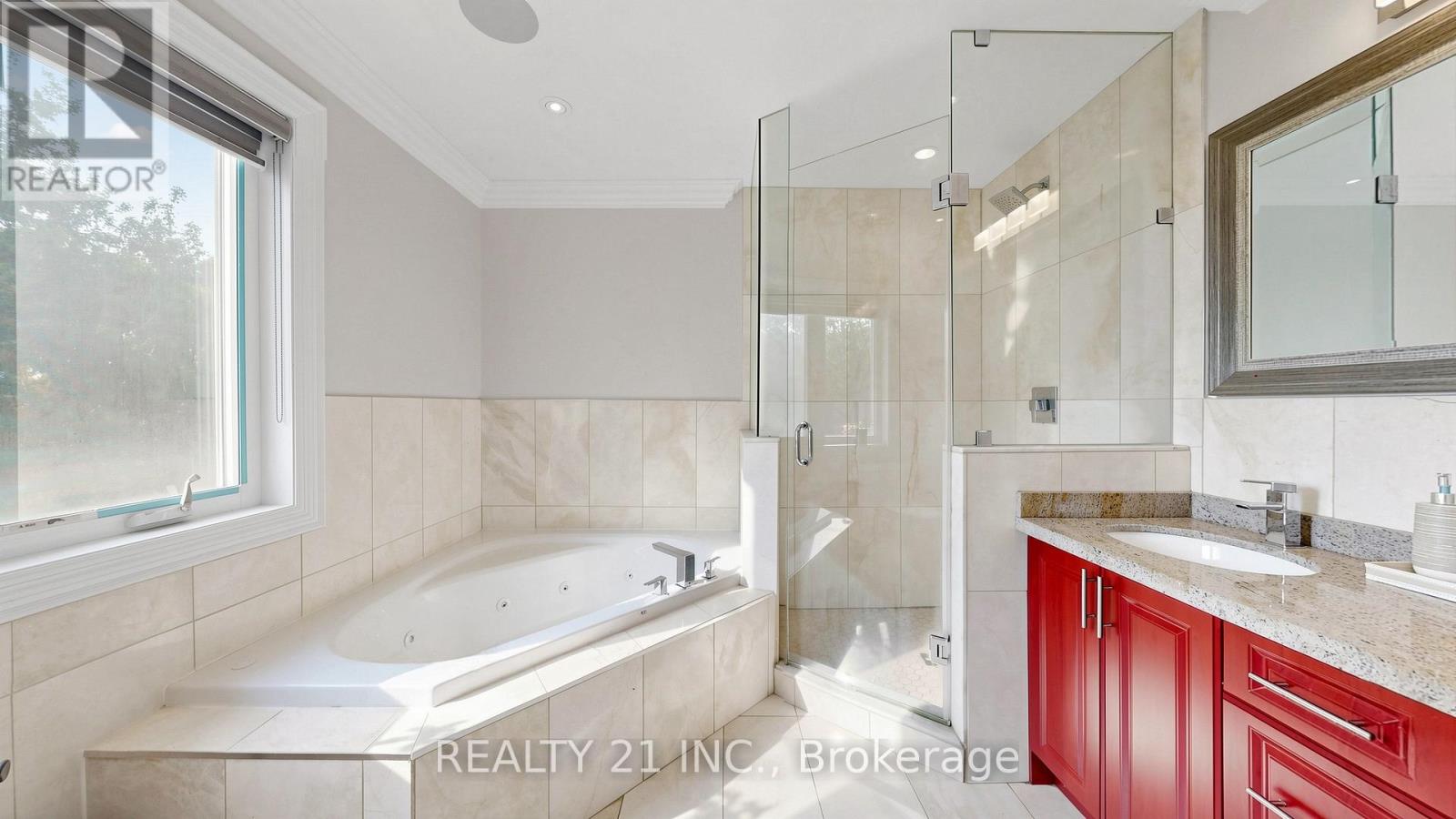 3 STINSON CIRCLE - 26