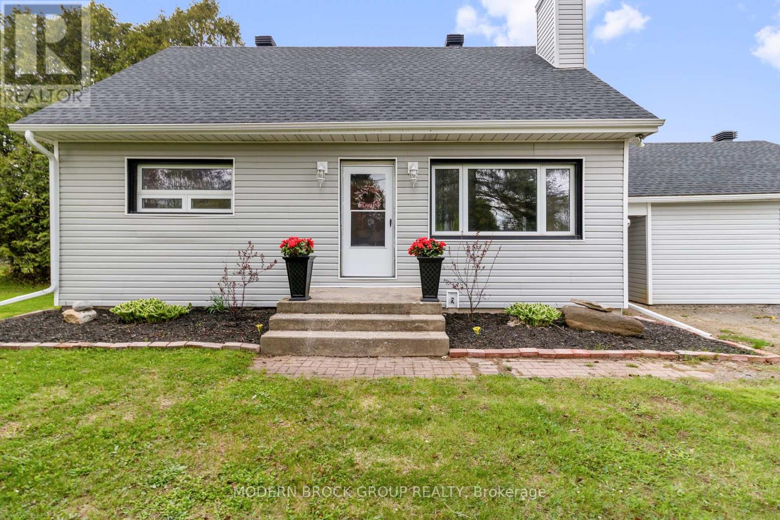1055 COUNTY ROAD 15 ROAD - 3