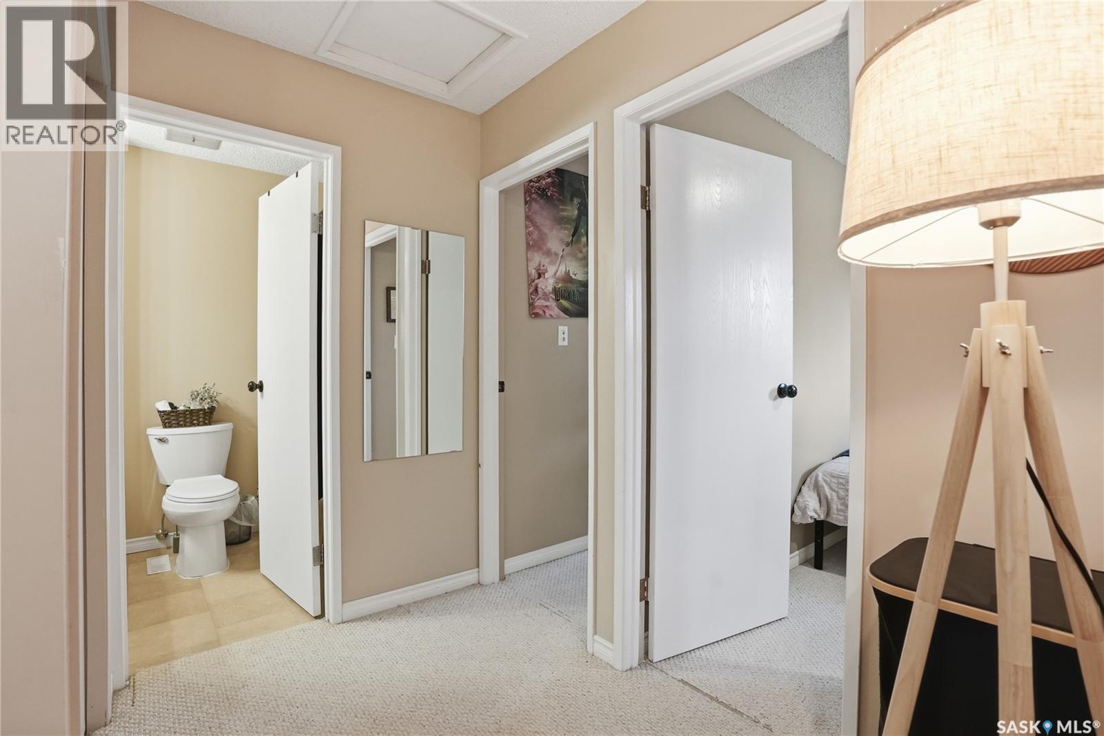 #16 425 Pinehouse DRIVE - 25