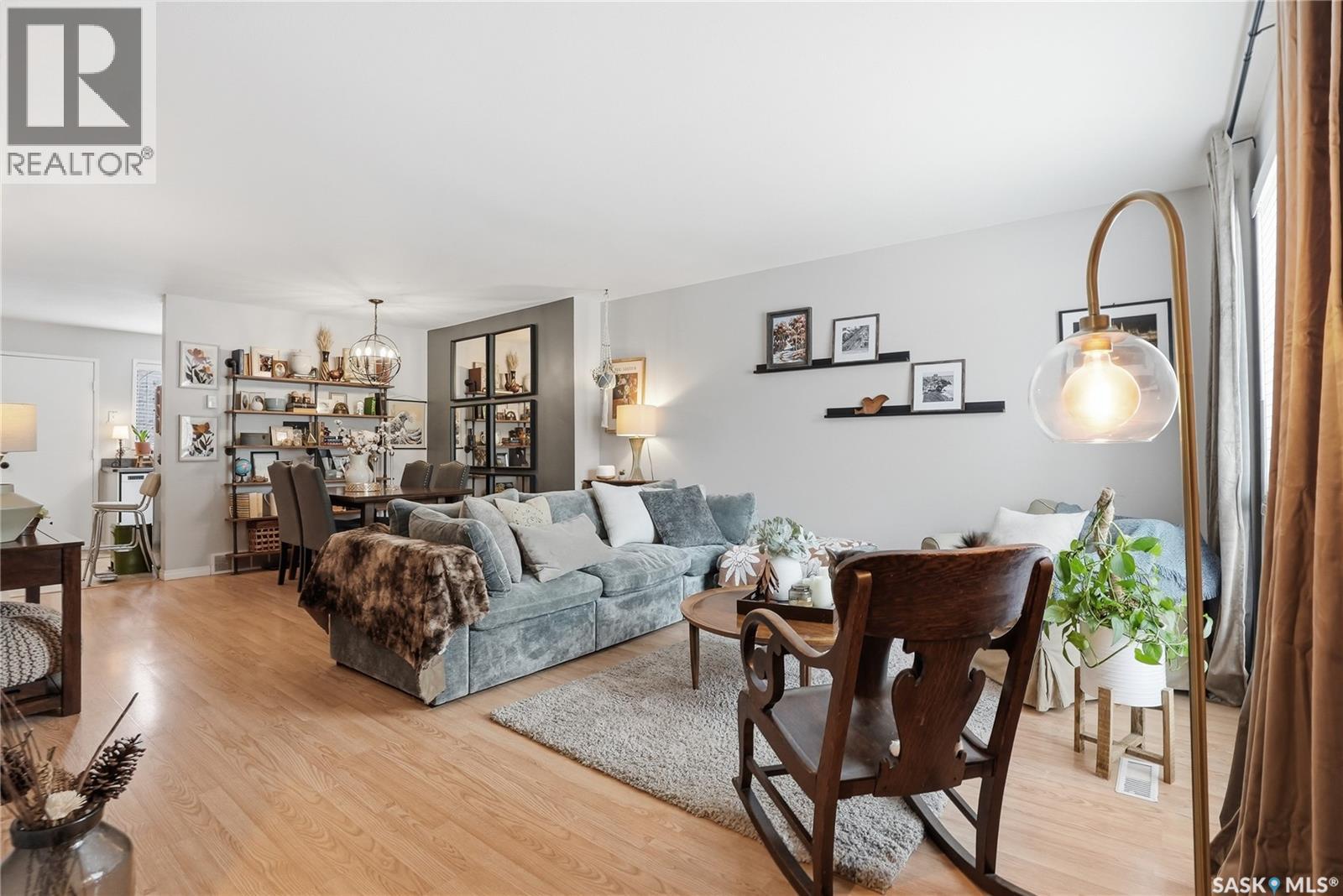 #16 425 Pinehouse DRIVE - 3
