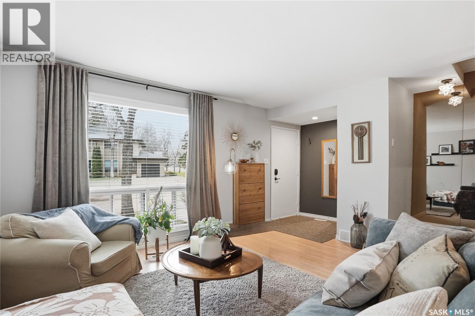 #16 425 Pinehouse DRIVE - 5