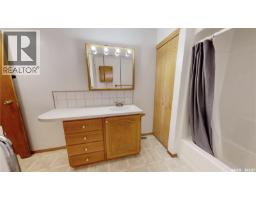 105 Pipestone Avenue, Wawota, SK S0G5A0 Photo 15