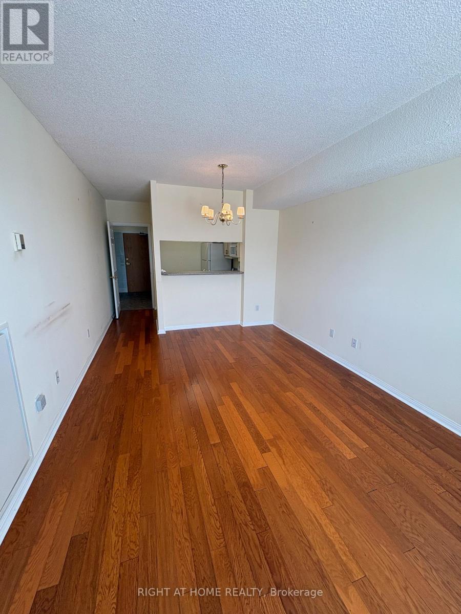 #403 94 DEAN AVENUE - 9