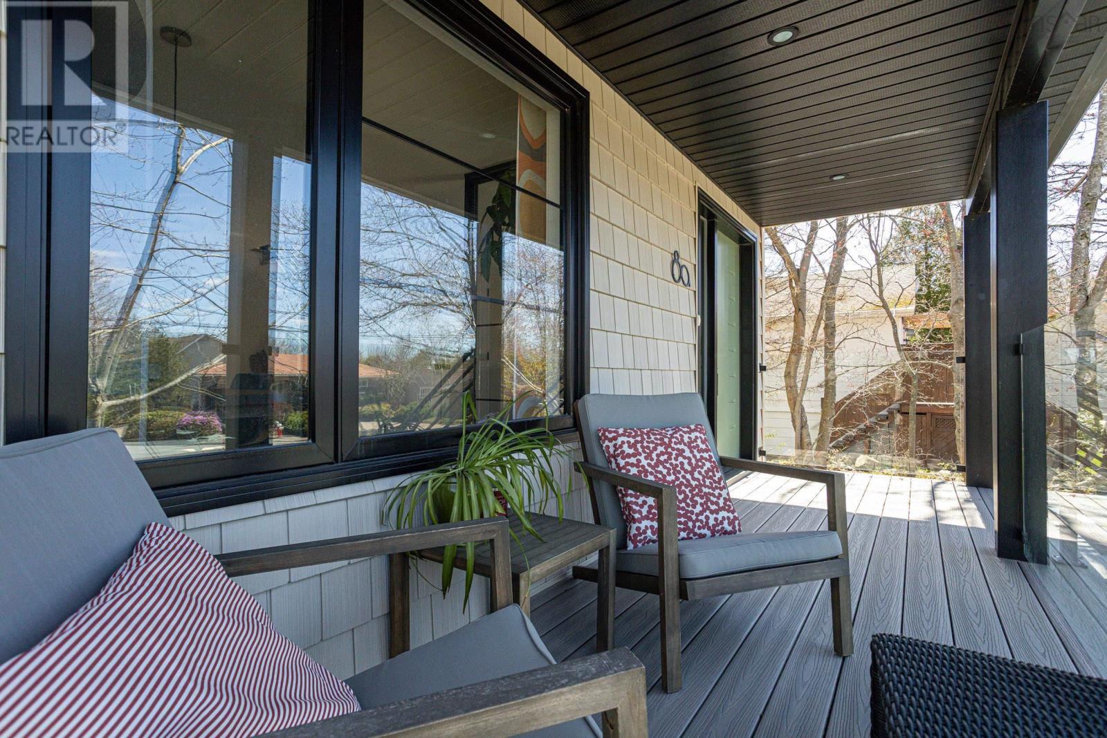 Property 30 of 50 of 8A Applewood Lane