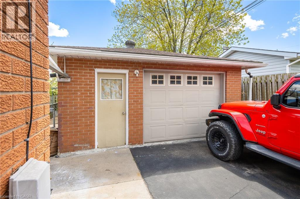 211 BALLANTYNE Avenue, Cambridge, Ontario, N1R7B5 — Photo 7