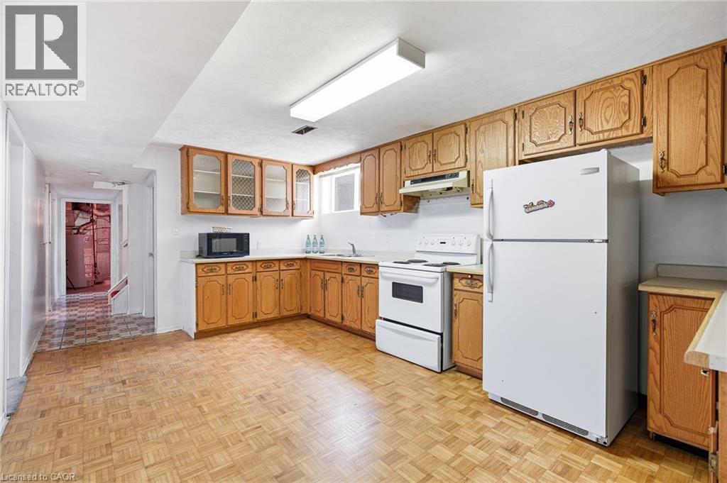 211 BALLANTYNE Avenue, Cambridge, Ontario, N1R7B5 — Photo 12