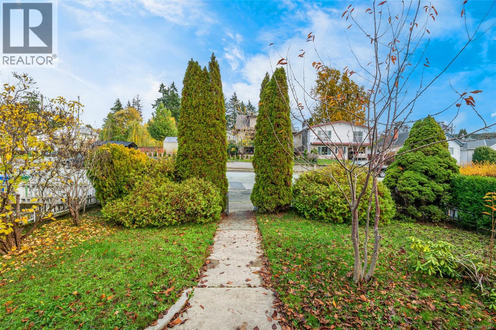 2760 6th Ave - 19