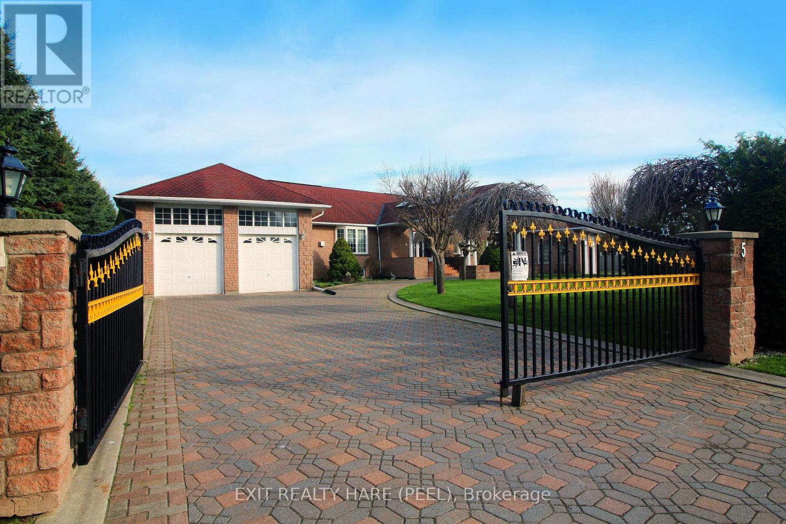 5 GLENBROOK BOULEVARD - 1