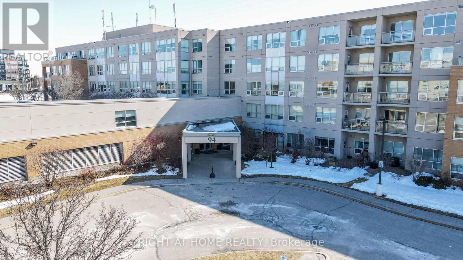#403 94 DEAN AVENUE - 16